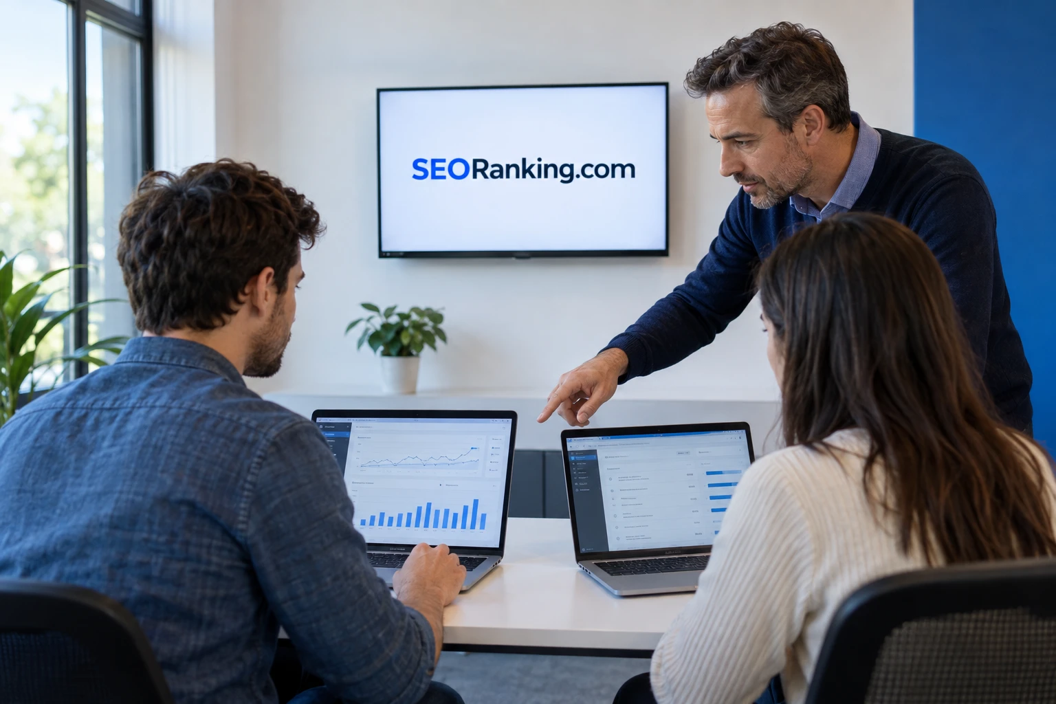 Learner studying a search measurement lesson at an SEORanking.com station